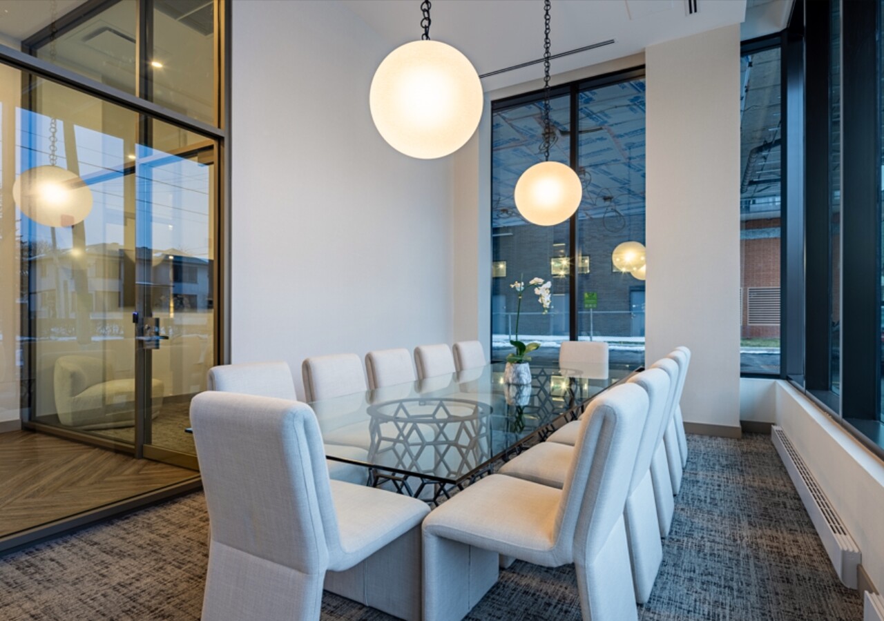 Carlyle condos lounge commun salle à manger