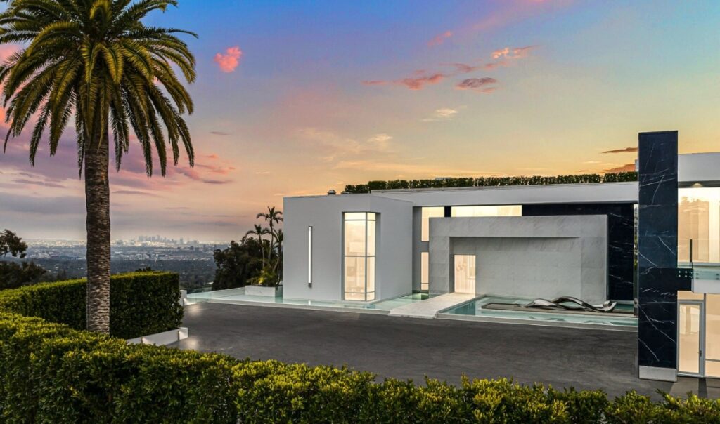 Piscine extérieure The One