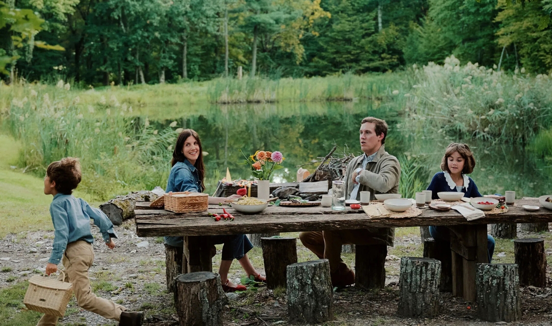Découvrez la magnifique maison de Rachel et Nick Cope, fondateurs de Calico Wallpaper