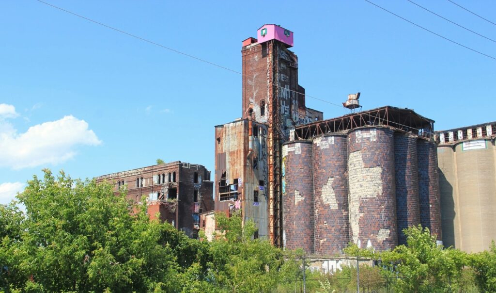 ancienne usine de la Canada Malting