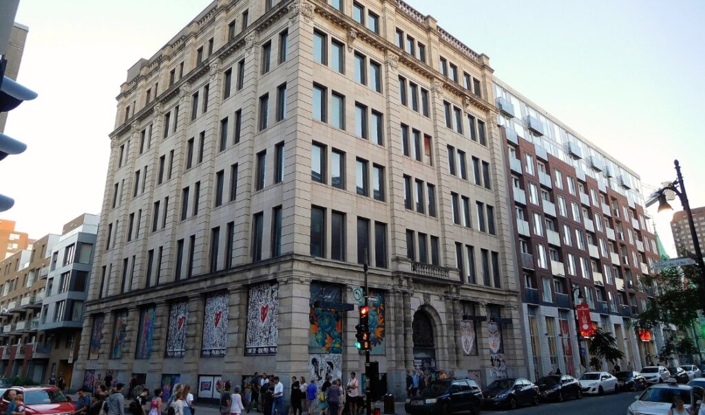 Édifice La Patrie - bâtiments abandonnés à Montréal