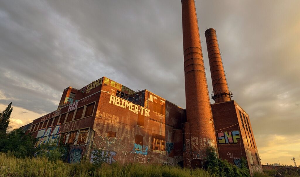 bâtiments abandonnés à Montréal - incinérateur Dickson