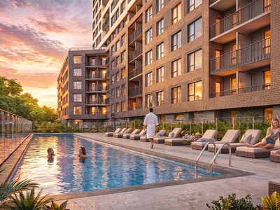 Vaia outdoor pool