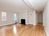 Chequers Court salon avec foyer
