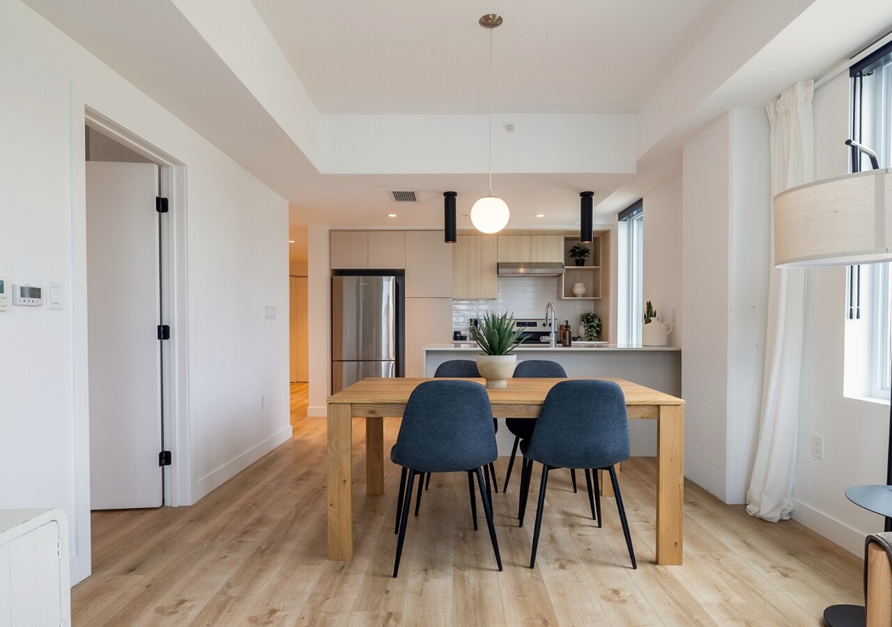 Haleco dining room
