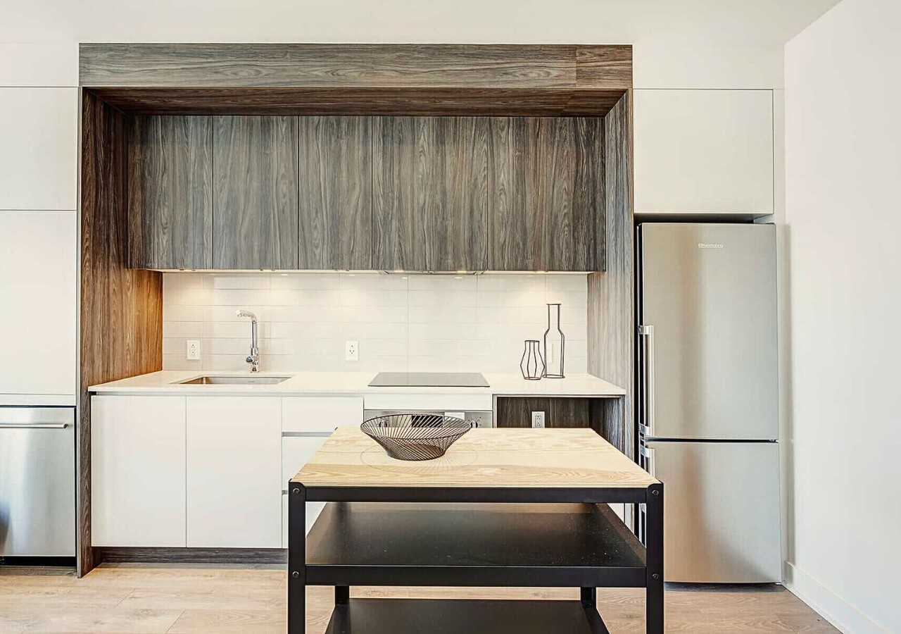 Aura sur le Square modern kitchen