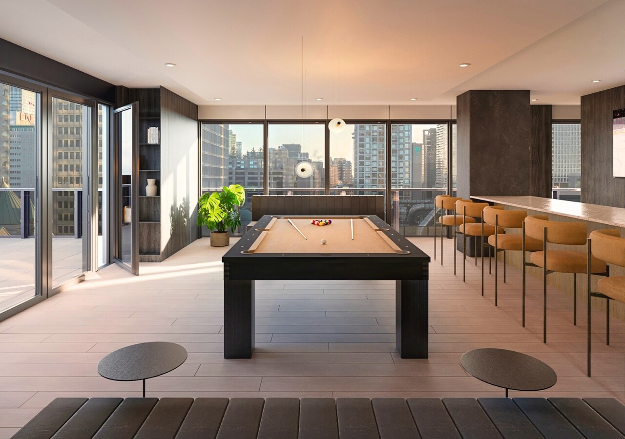 Carré Windsor  entertainment room with pool table