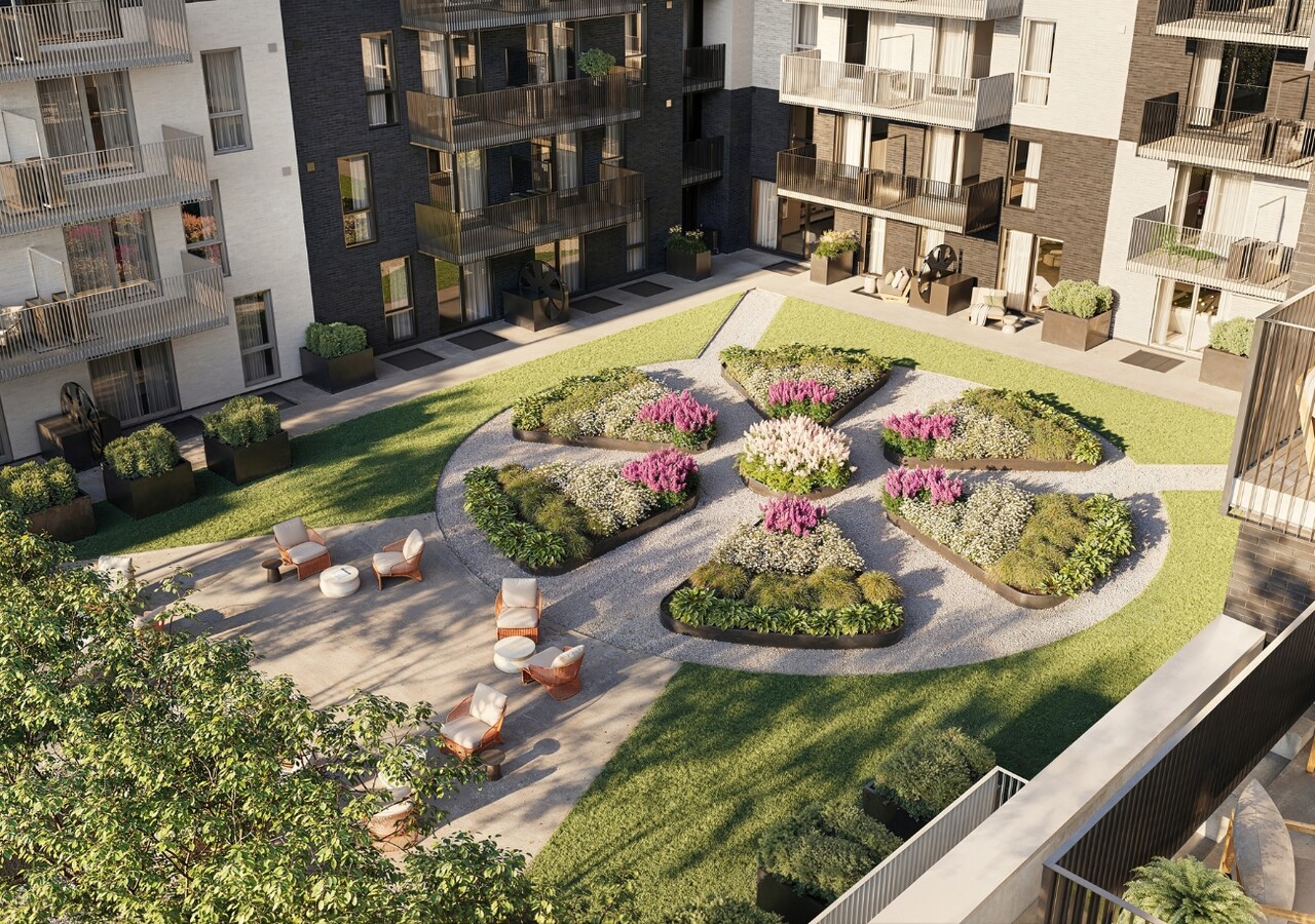 Champlain rental condos Interior courtyard