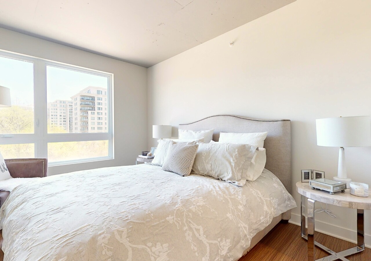 Équinoxe Saint-Elzéar bedroom