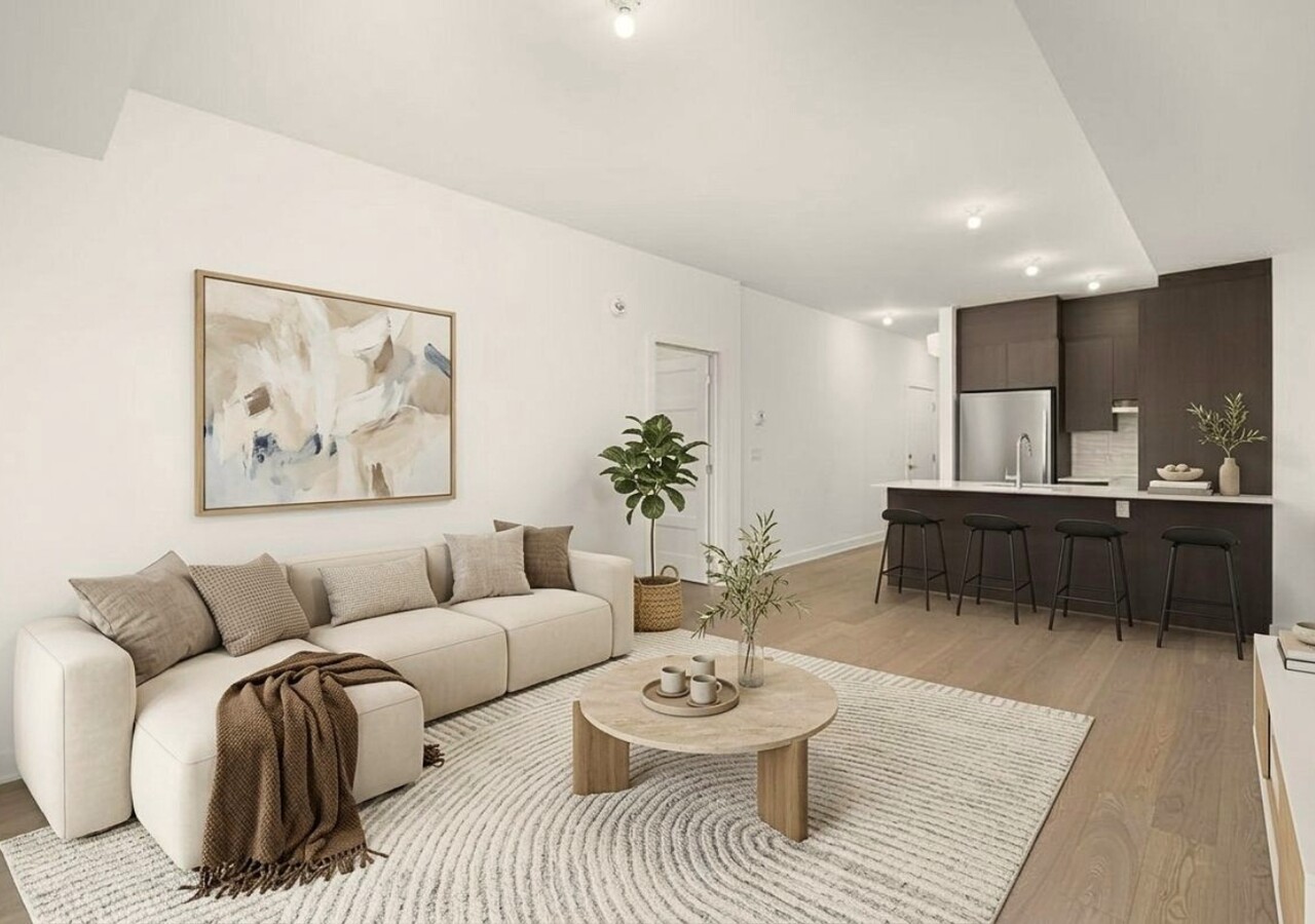 Florence Condos salon