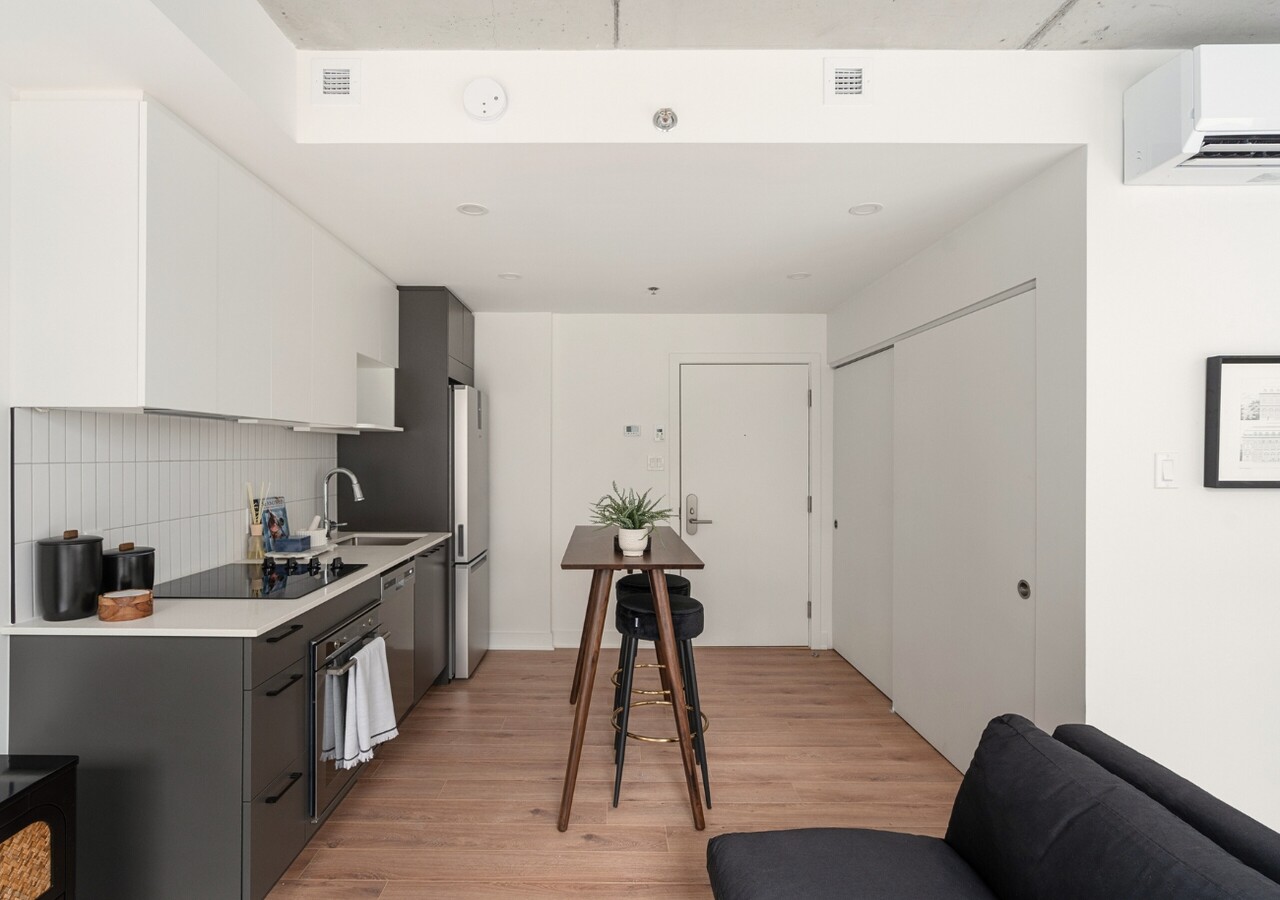 Griffin Square kitchen