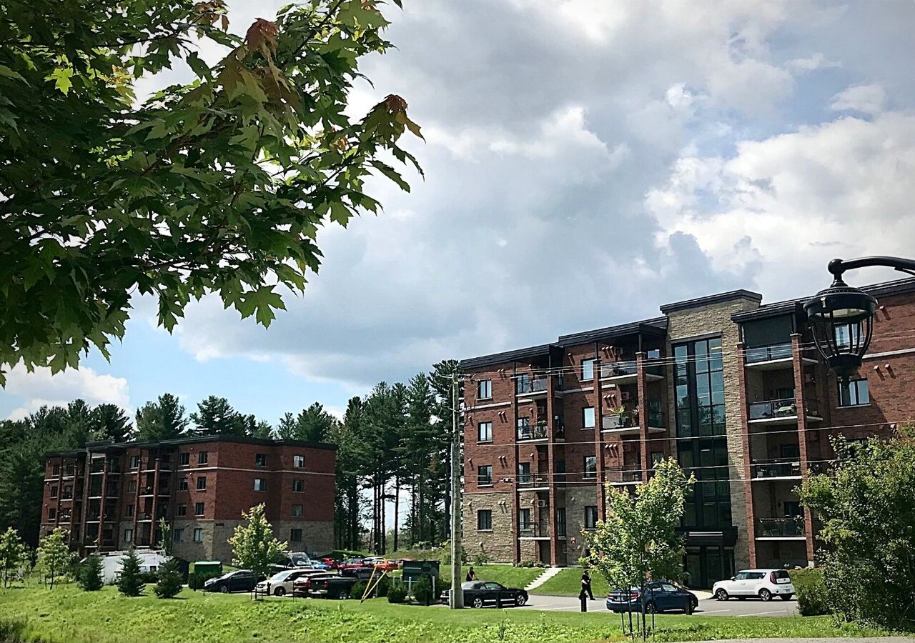 Havre des Pins coop-condos in Sherbrooke
