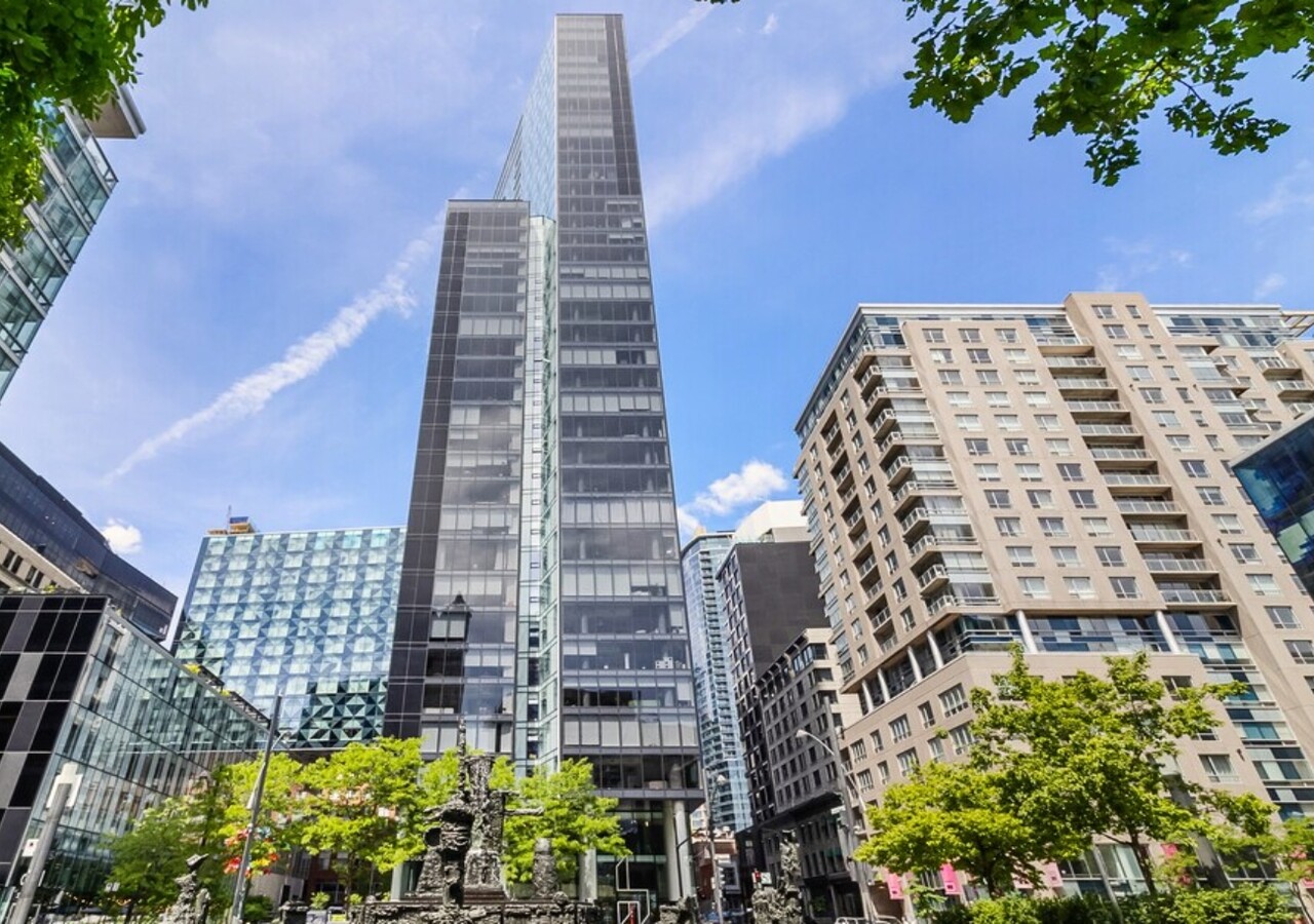 Humaniti Montréal building