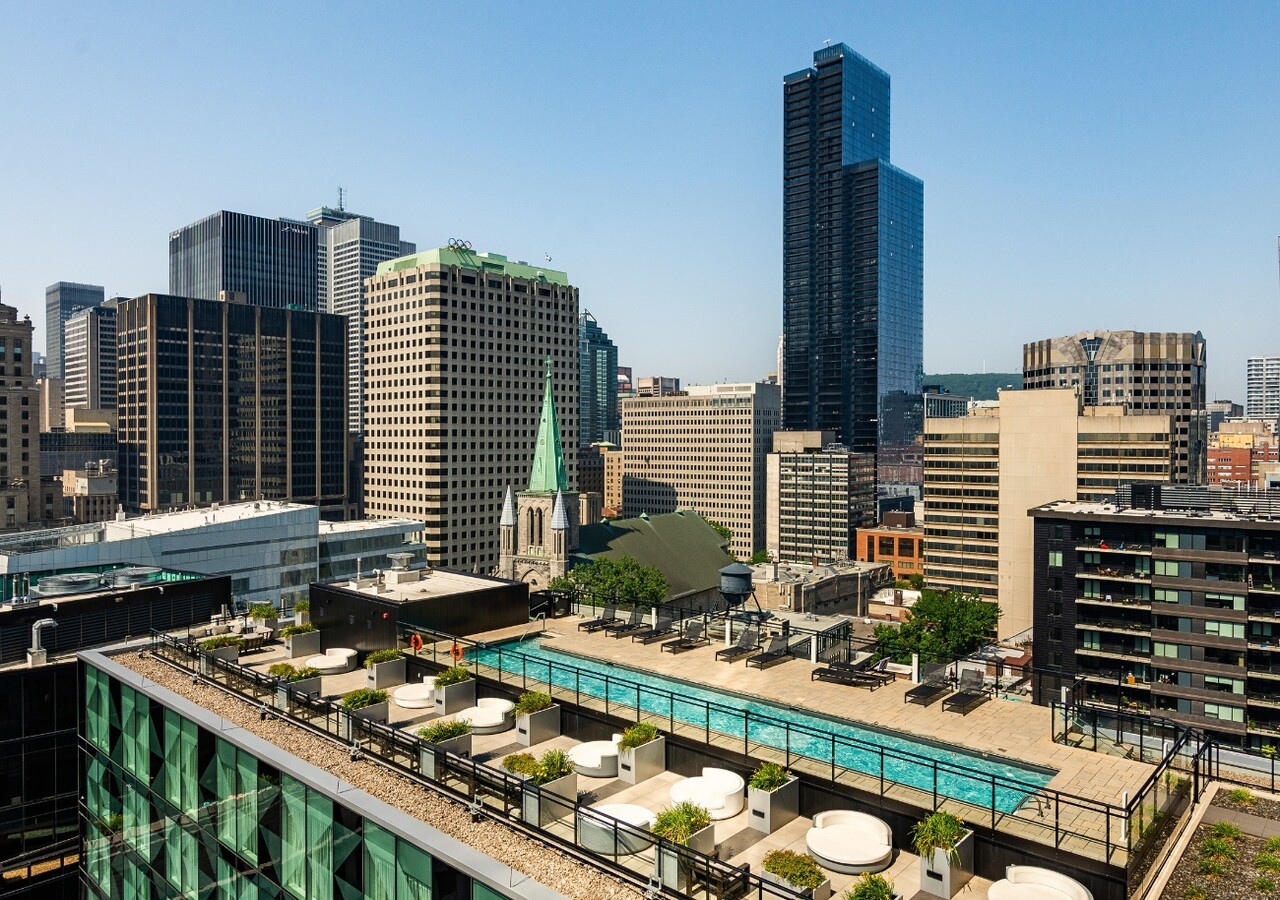 Humaniti Montréal rooftop terrace