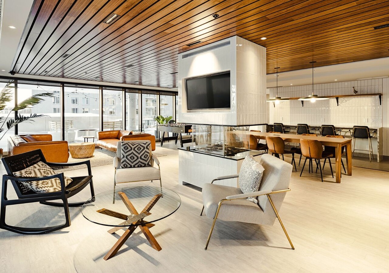 Le Huppé lounge