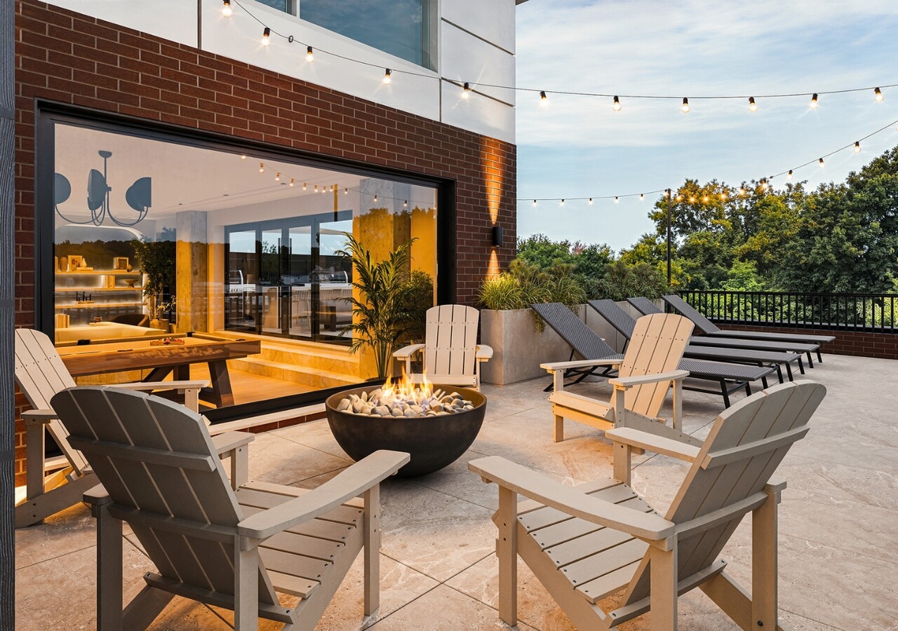 Le Miner terrasse avec foyer
