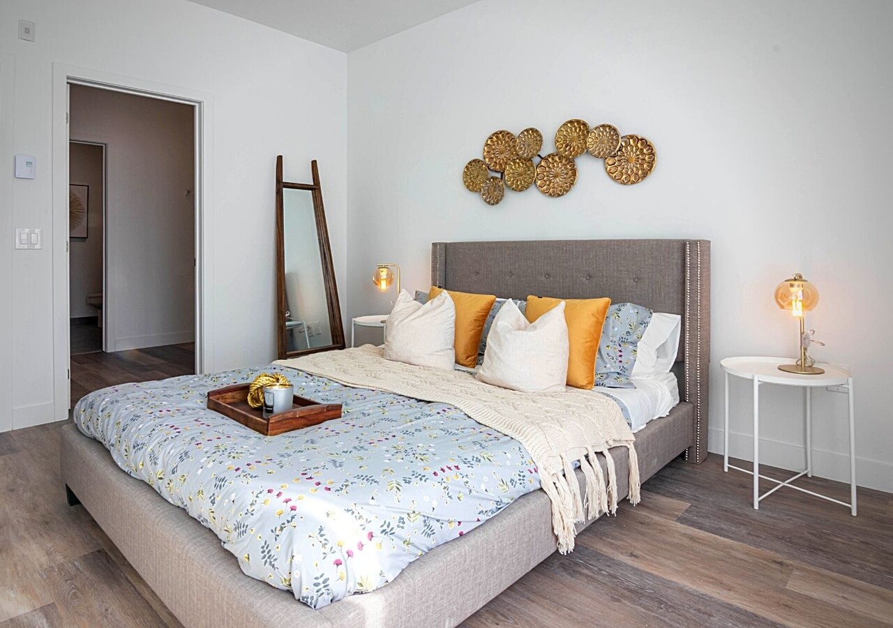 Le Vivo Sherbrooke bedroom