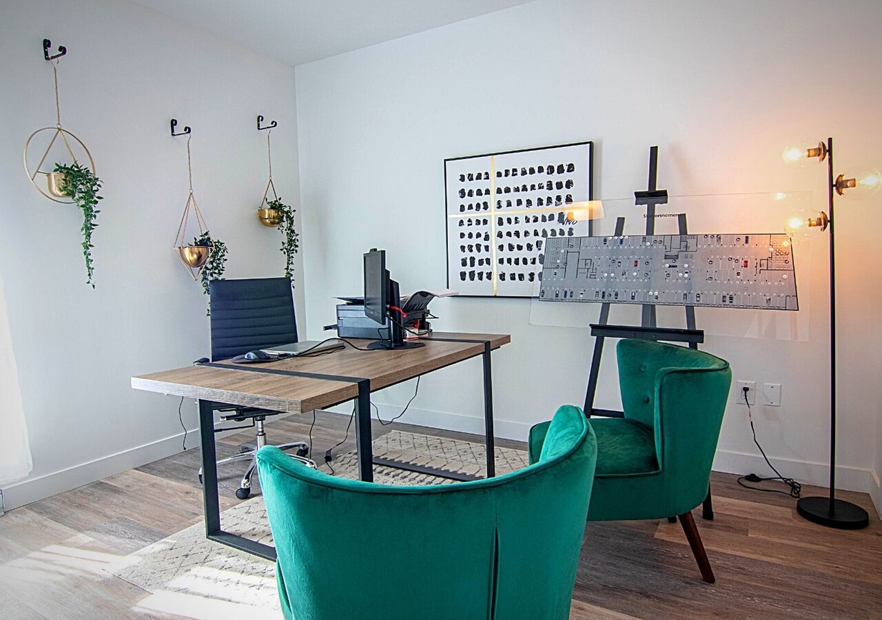 Le Vivo Sherbrooke office