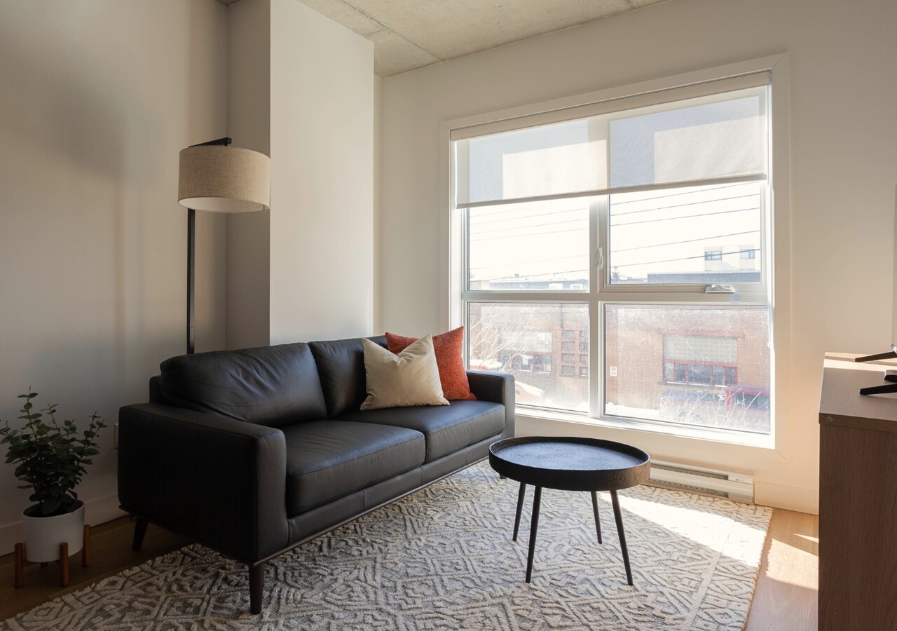 Le Walt living room