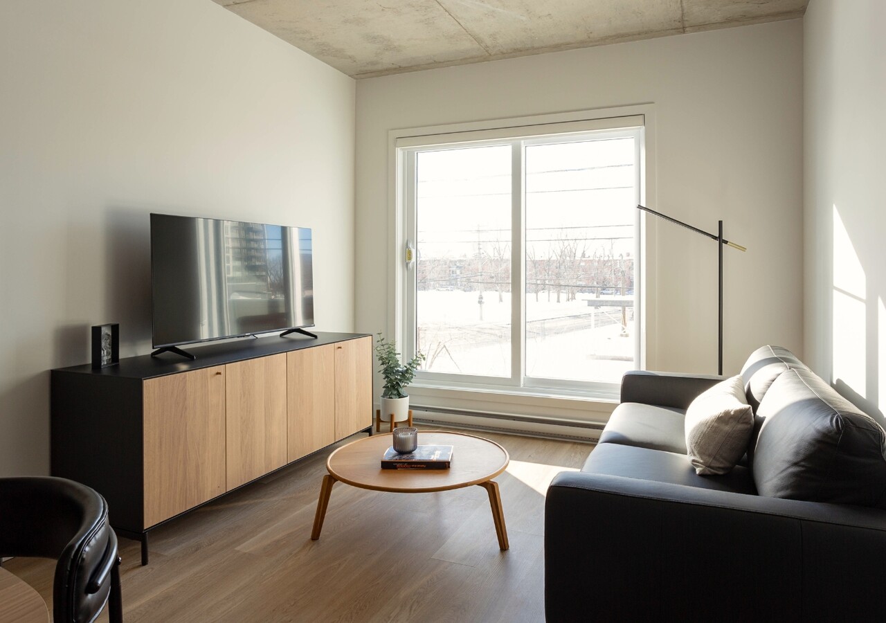 Le Walt living room