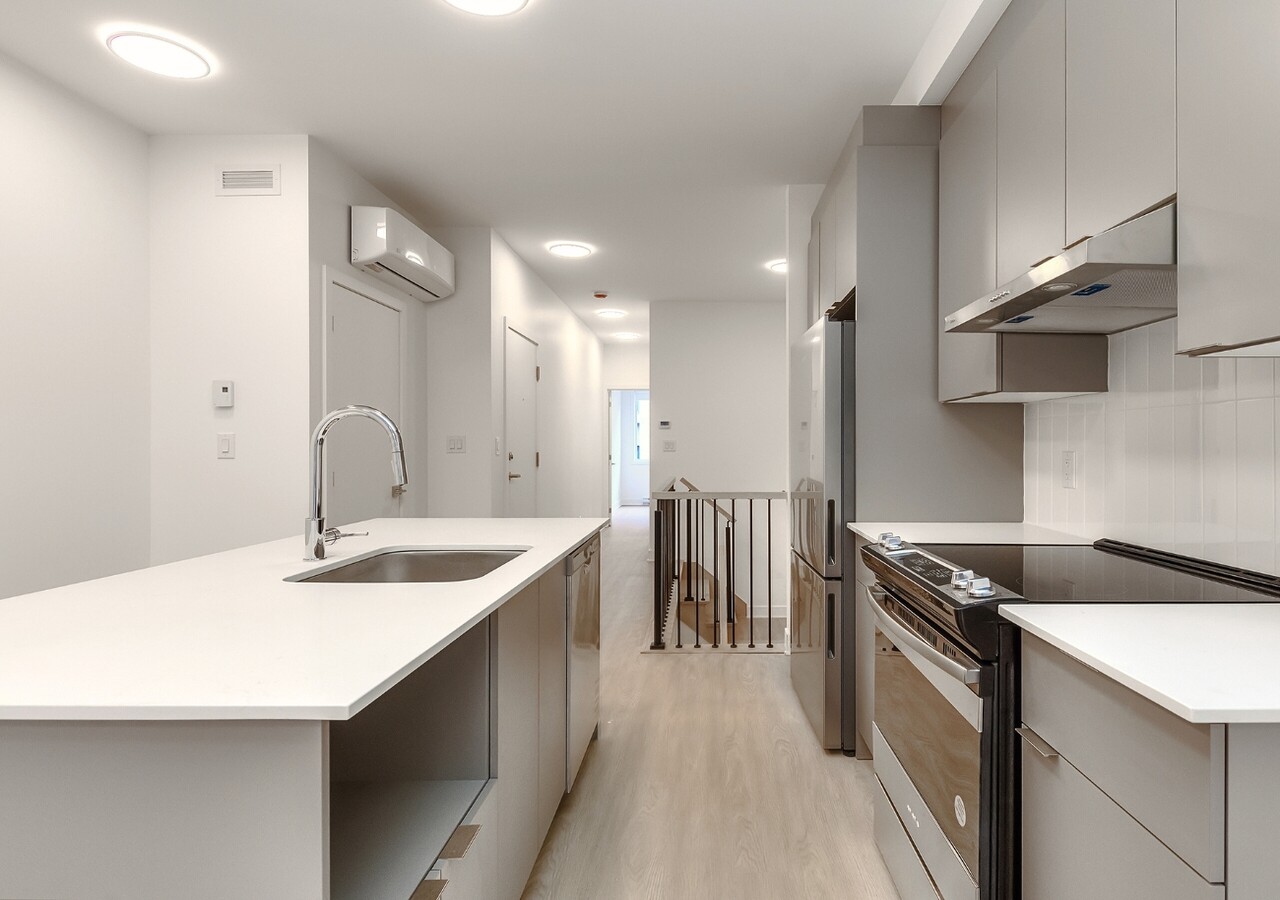 Le Bloc Rivard kitchen