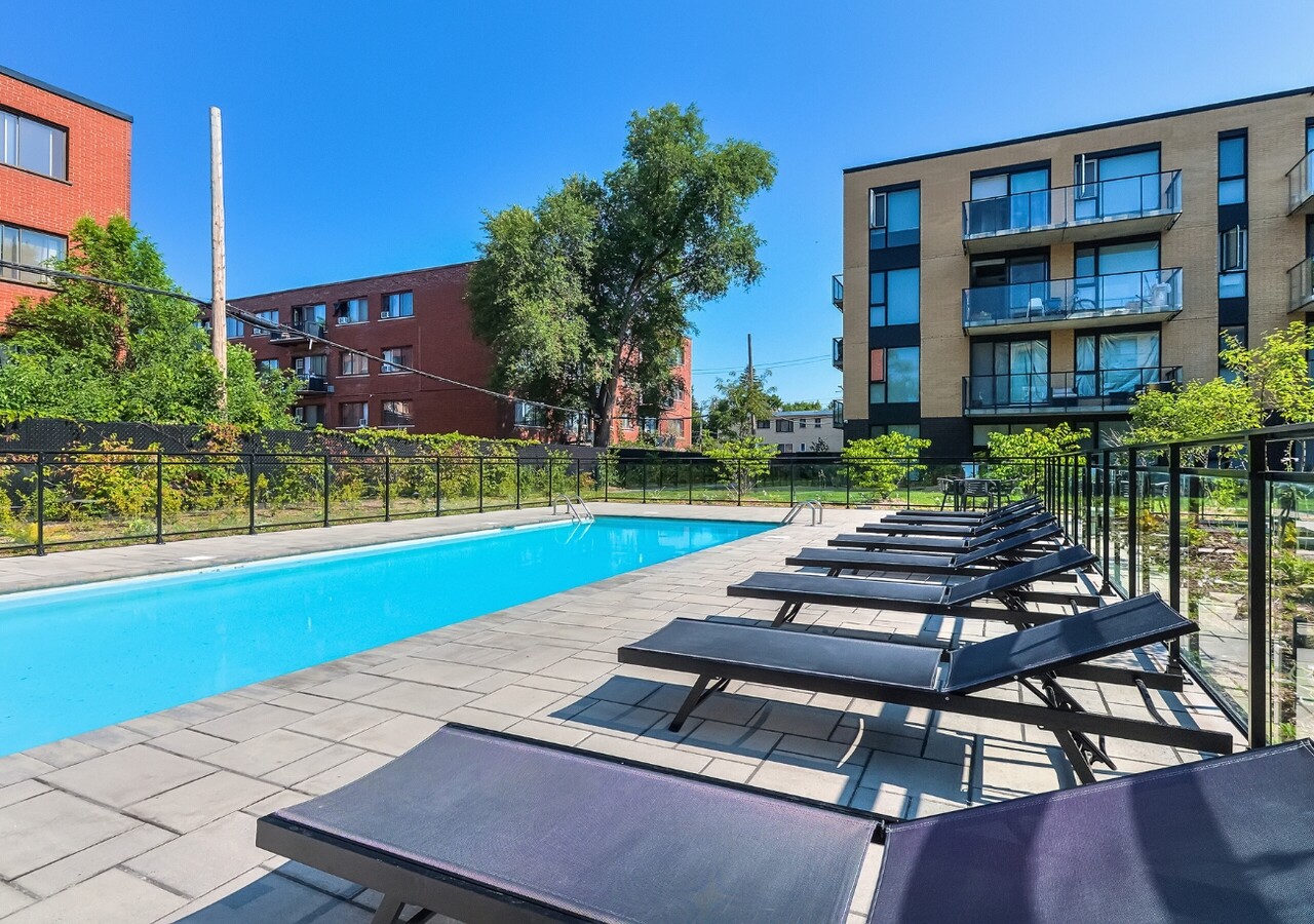 Leora condos piscine