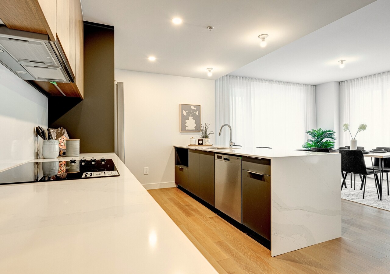 Marquise Phase VII 3-bedrooms modern kitchen