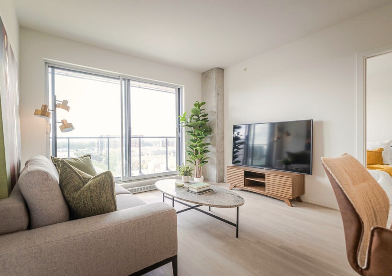 Mostra Centropolis living room