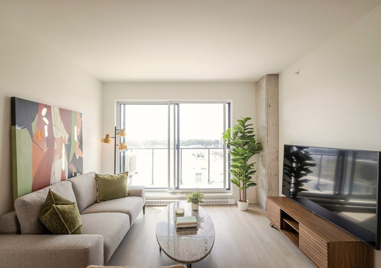 Mostra Centropolis living room