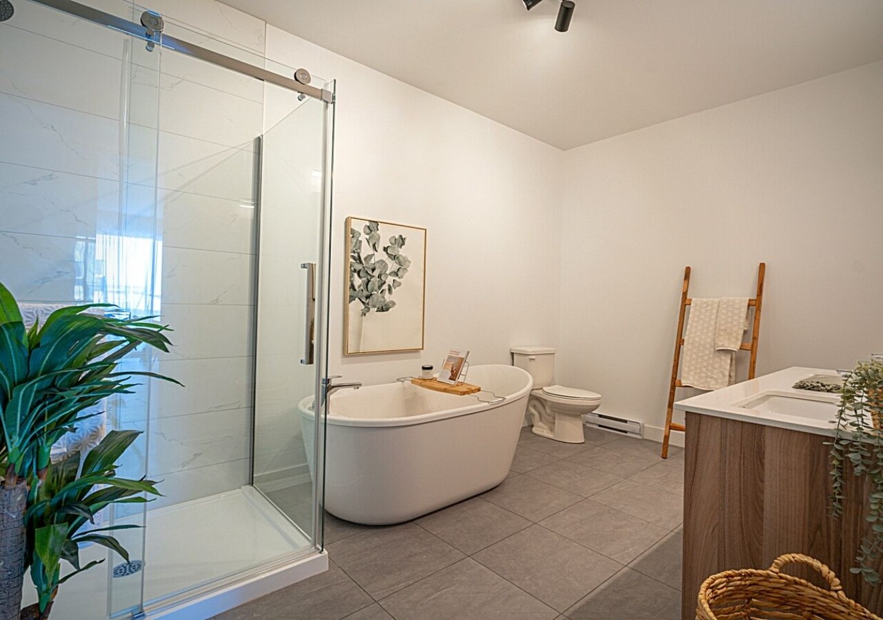 Novium sur le Plateau bathroom