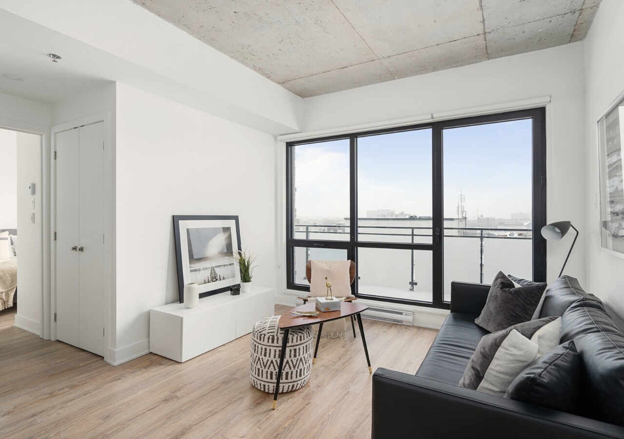 Nuberri living room