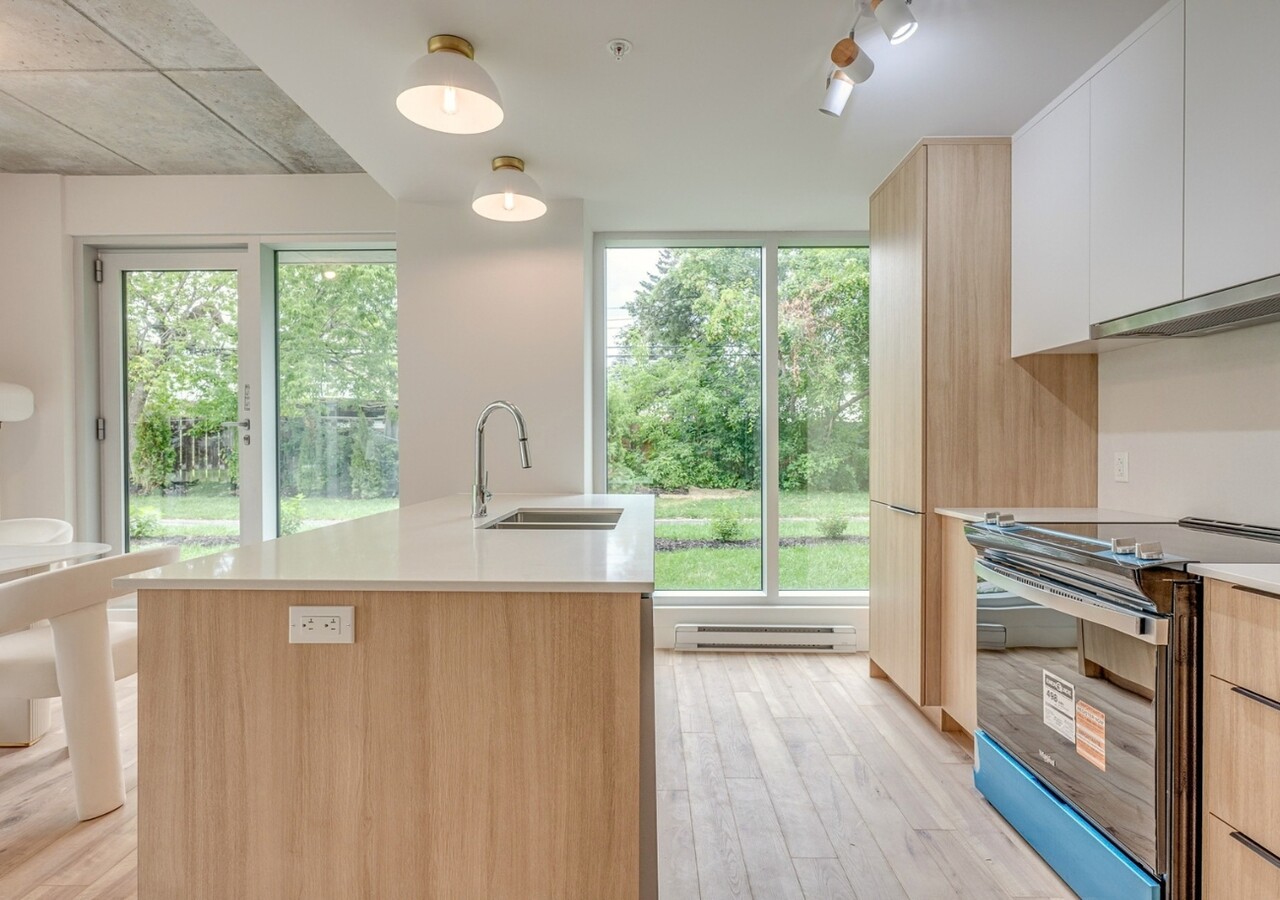 Solaia Condominiums cuisine moderne
