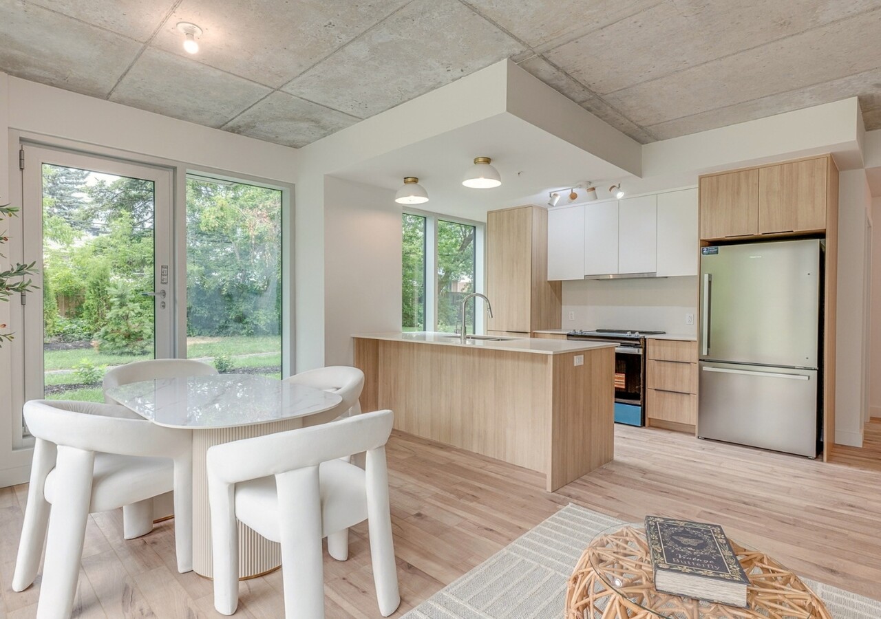 Solaia Condominiums cuisine et salle à manger