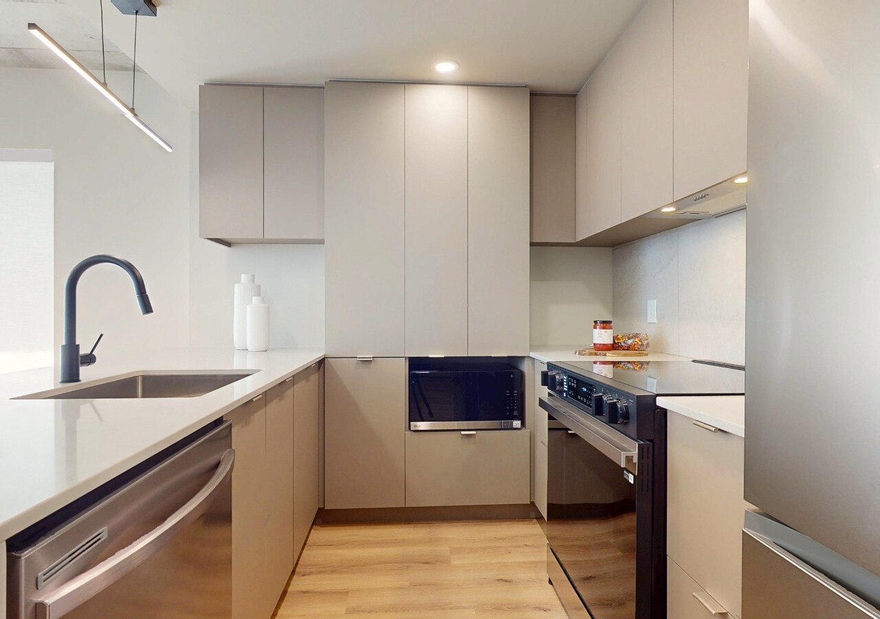 Sorella condos cuisine