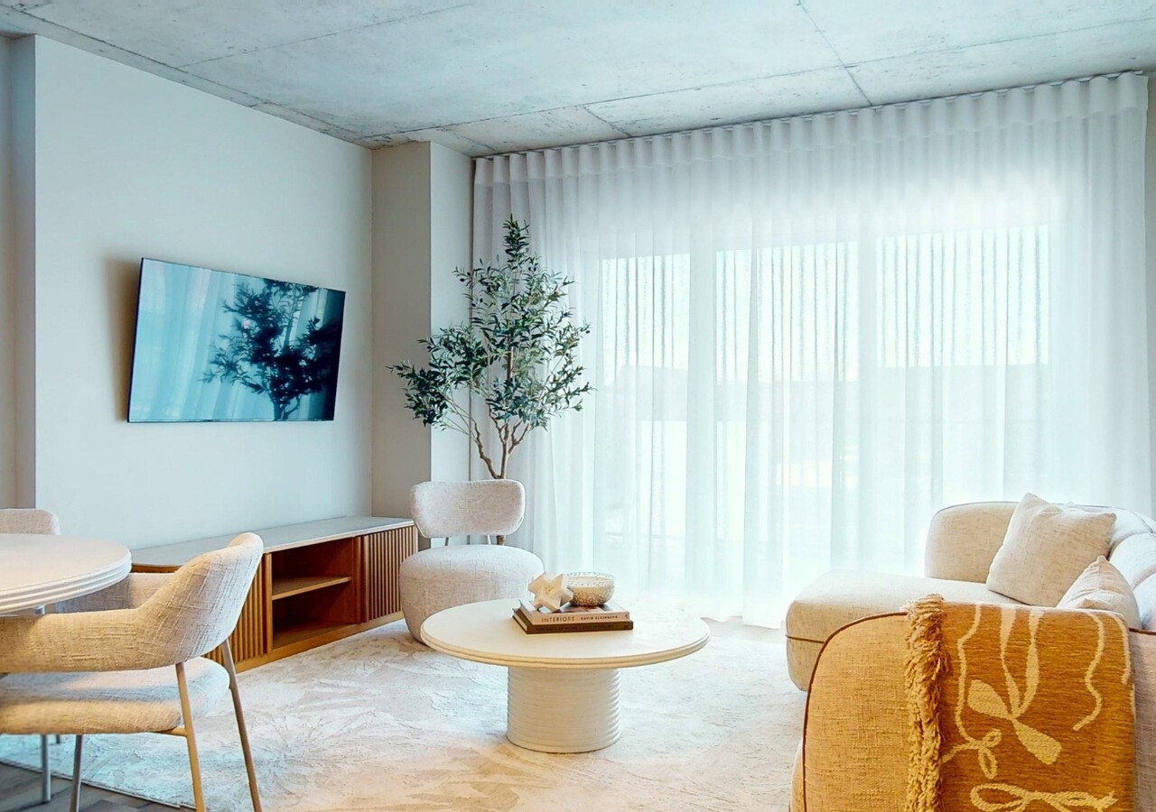 Sorella condos salon