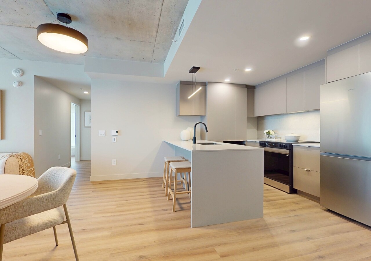 Sorella condos cuisine