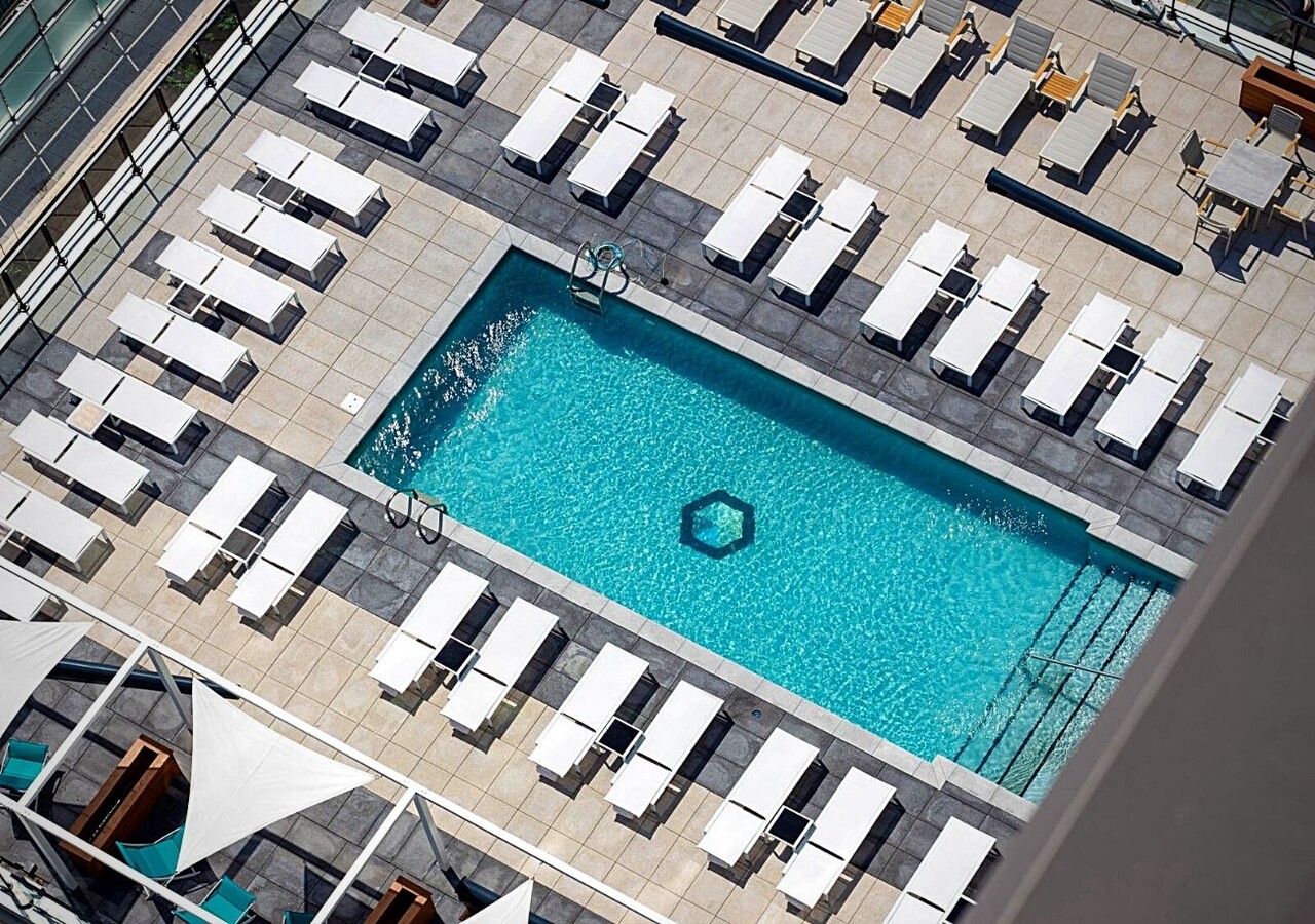 Voltige Outdoor pool