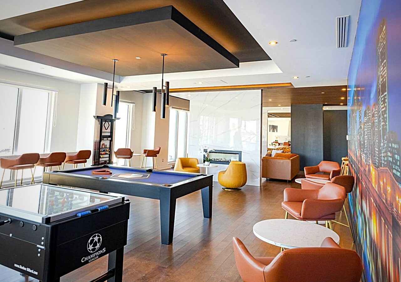 Voltige Game room