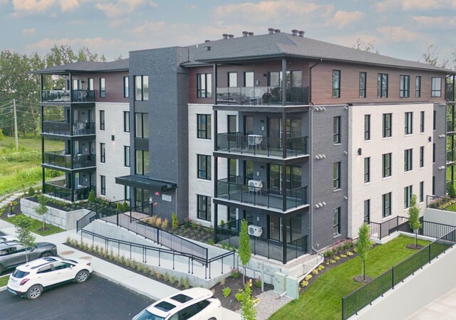 Condos East River – photo 1