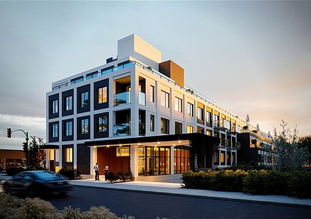 Royalton – photo 1